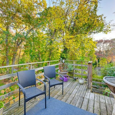Cozy Dix Hills Apt With Deck About 7 Mi To Beach! Ngoại thất bức ảnh
